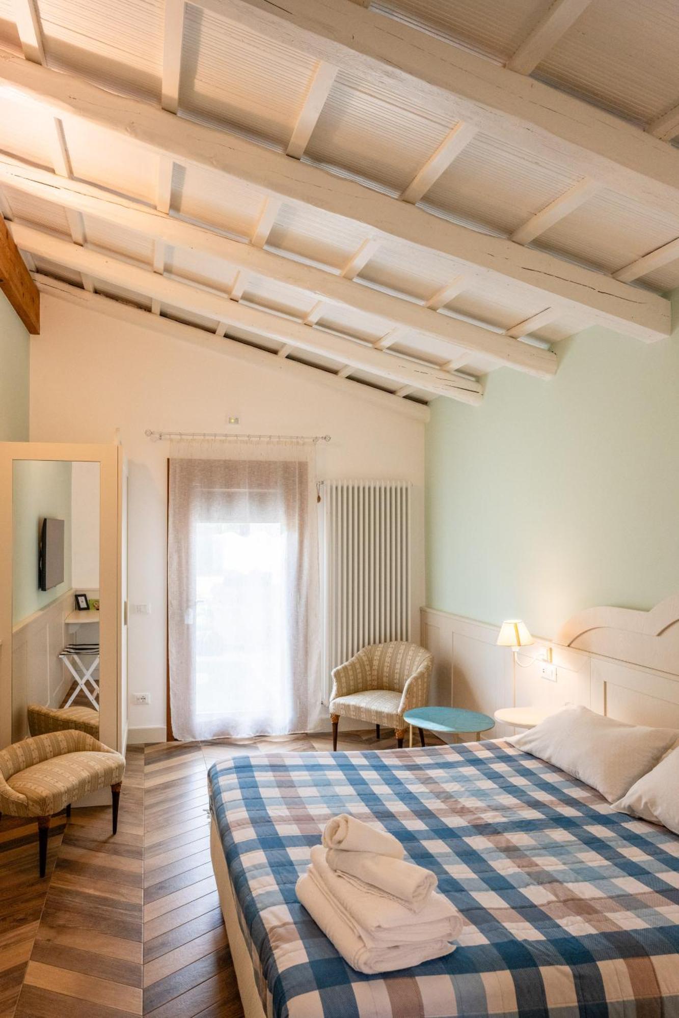 La Meridiana B&B 卡萨莱南西莱 外观 照片